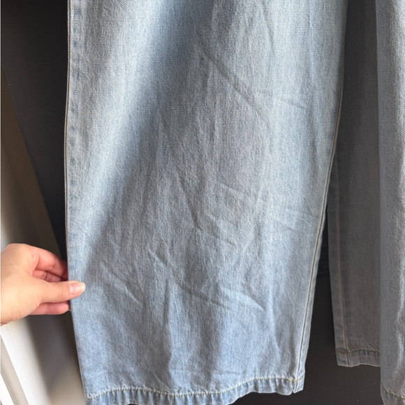 NWT MIOU MUSE BLUE JEAN BEAUTY LIGHT WASH DEMIN ZIP FRONT JUMPSUIT Size Medium - Picture 11 of 15